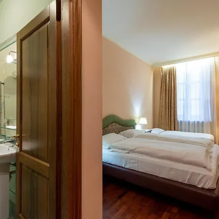 Hotel Roma Sestola Exterior photo