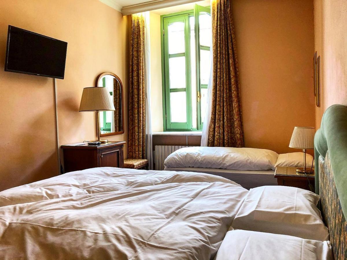 Hotel Roma 3*