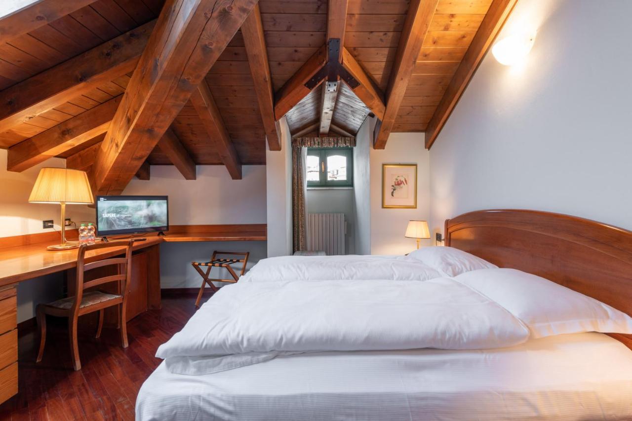 Hotel Roma 3*